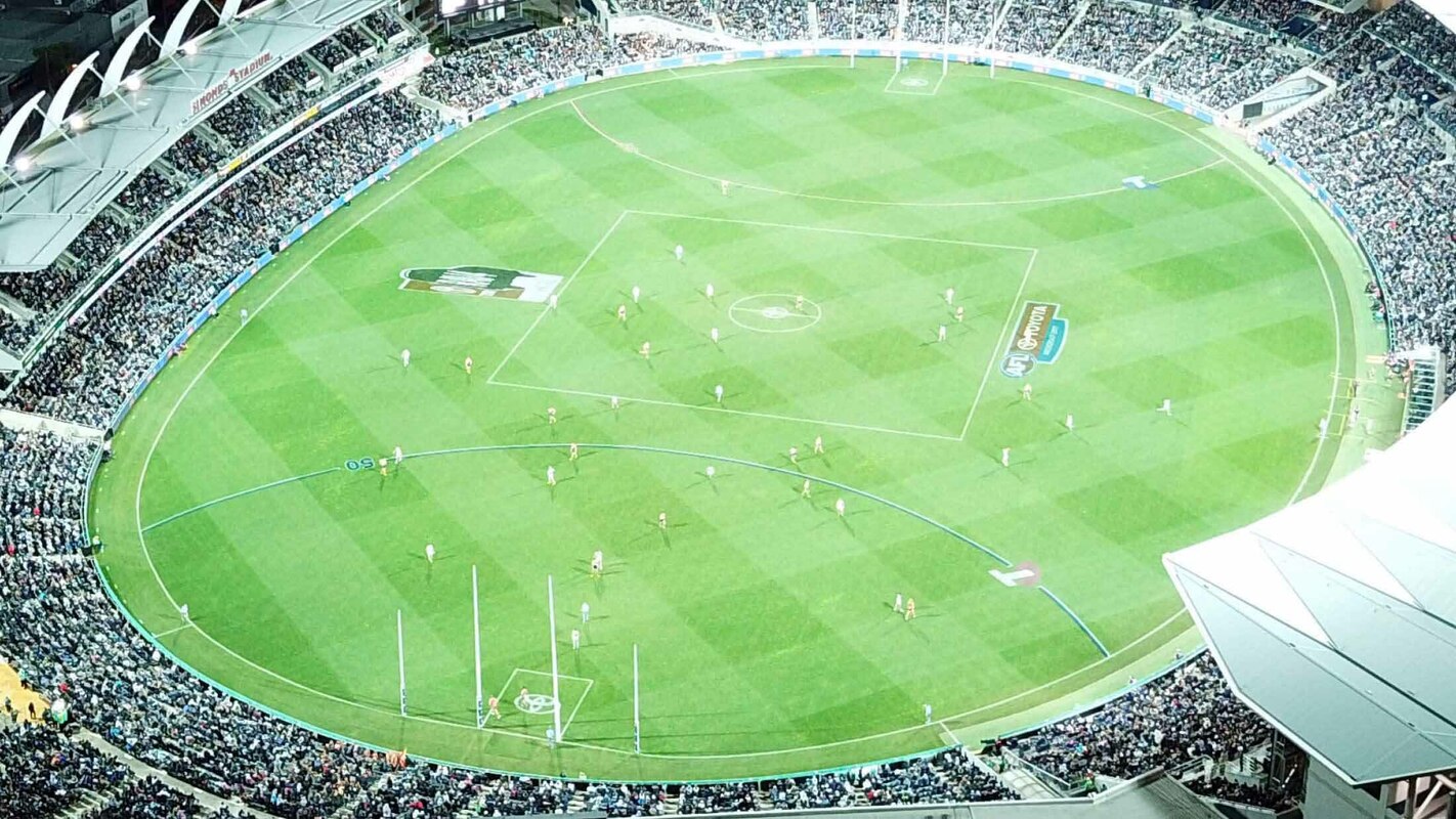 AFL vs. NRL: Who Scored Online?