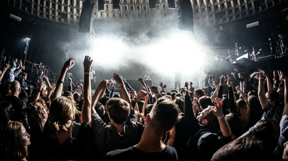 16 tips to earn client referrals and create raving fans