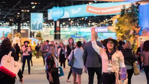 How Salesforce Customer 360 Enables Integrated Experiences