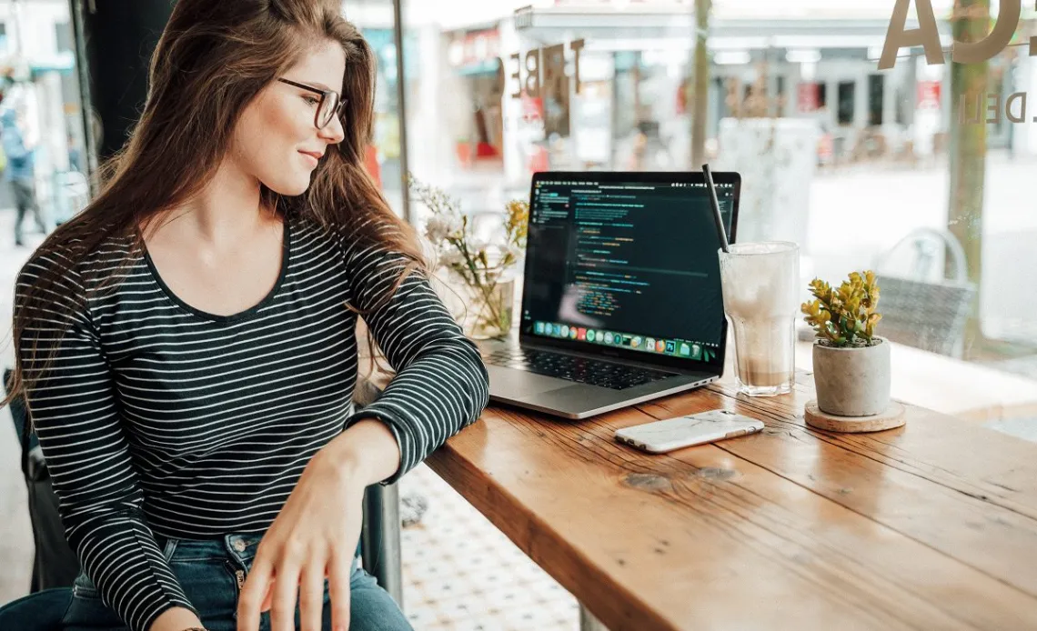 Easily Build Your Own Search Engine Using A JavaScript API - apilayer Blog