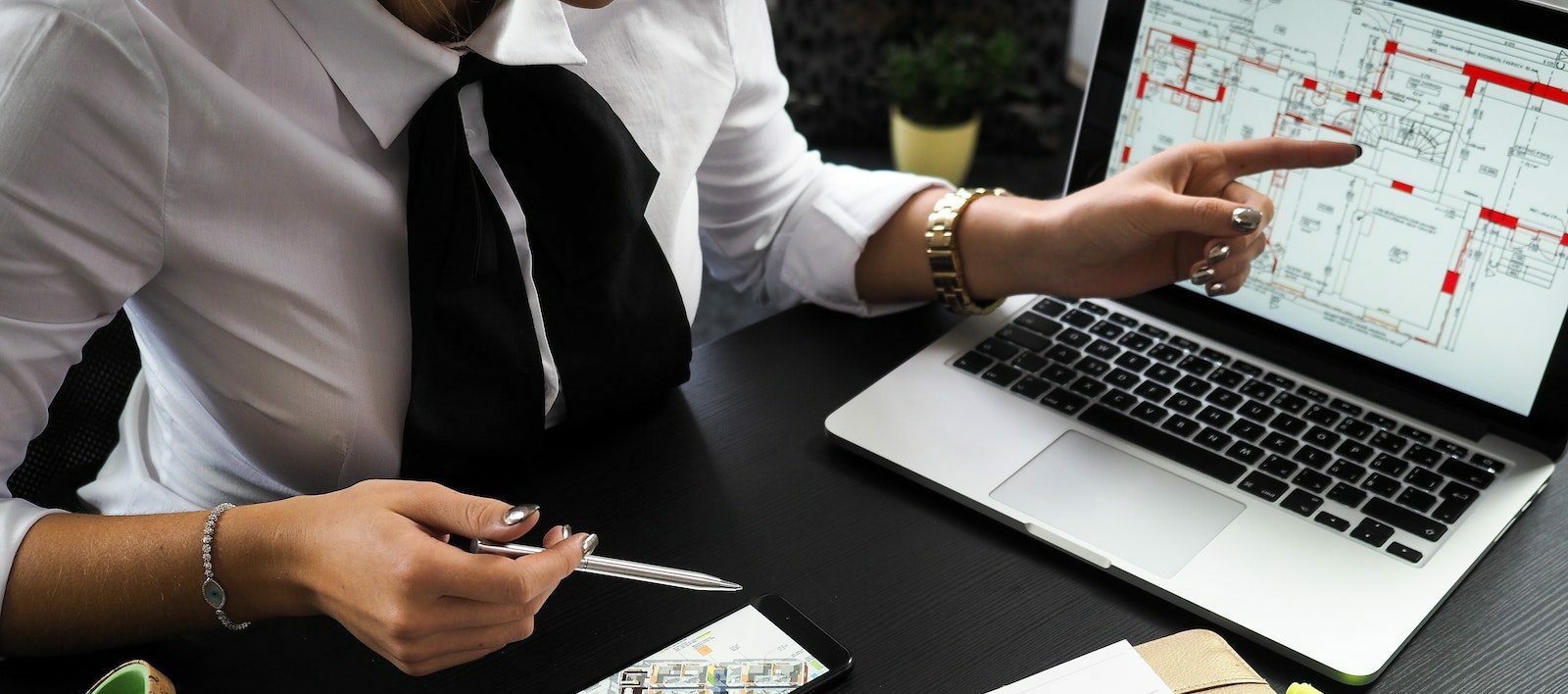 Why Every Real Estate Agent Needs a Website