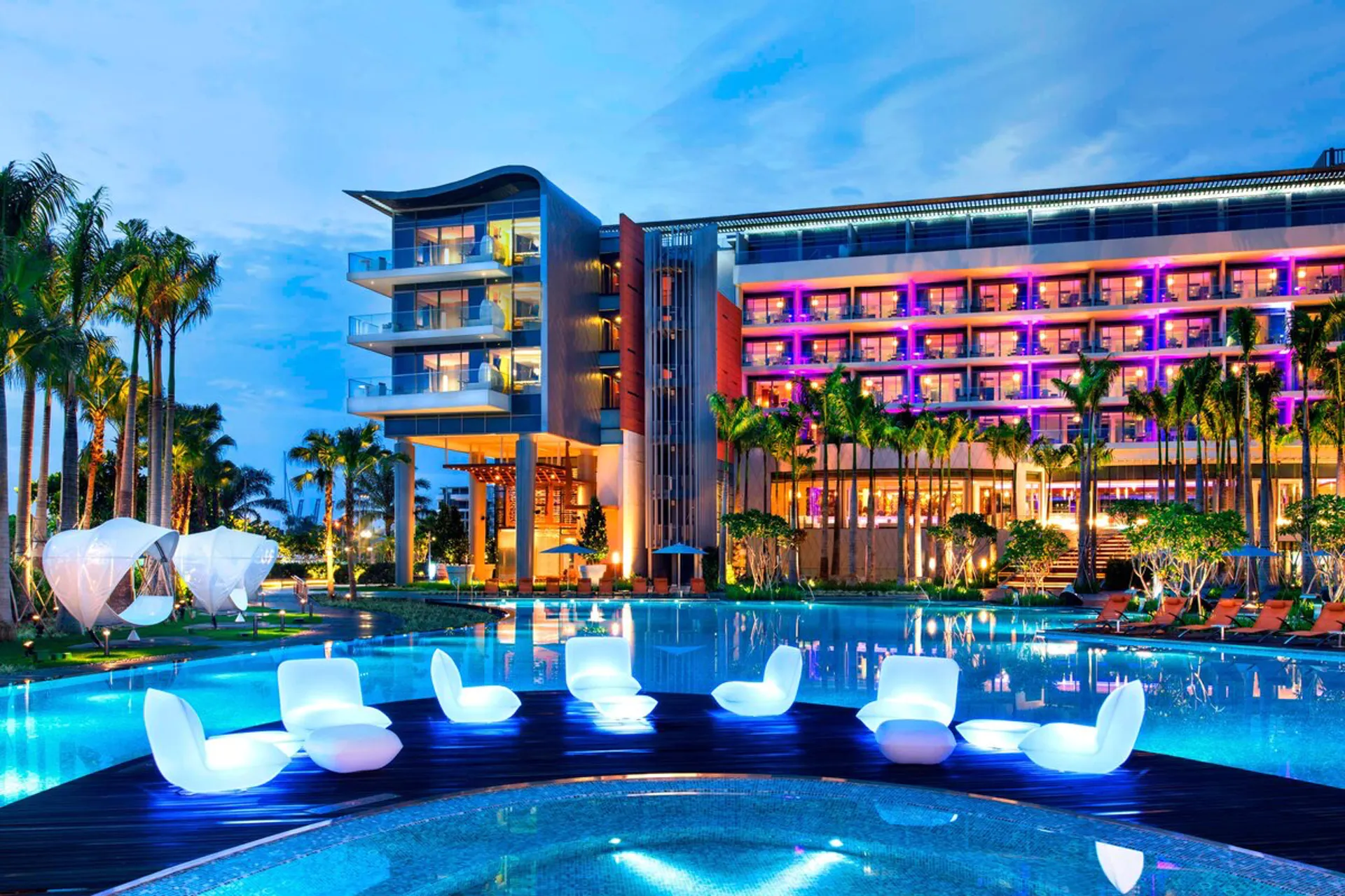 Meltwater Customer Story: W Singapore