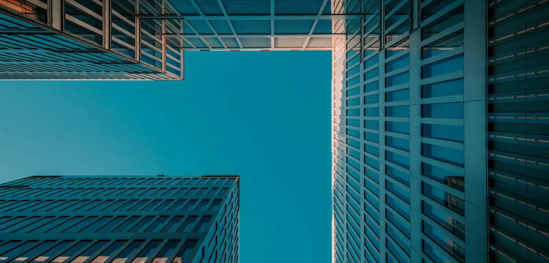 5 ways to elevate your content with PR boxes (+ examples)