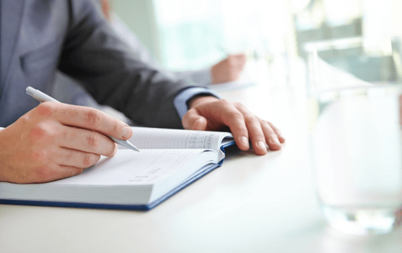 18 Ad Copy Examples That Grab Viewers' Attention