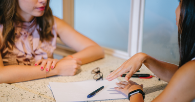 4 Consultative Selling Techniques to Close More Deals