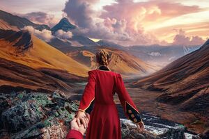 Top 25 Successful Couple Instagram Influencers to Follow in 2021