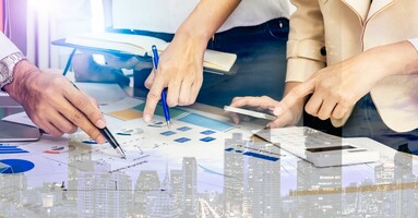 10 Challenges in the FinServ Industry to Prioritize in Your Strategic Account Management Plan