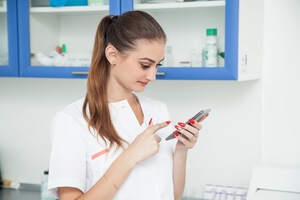 How Text Messaging for Dentists Can Boost Revenue