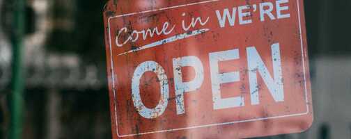 11 Business Reopening Announcements That Customers Will Love (Samples + Templates)