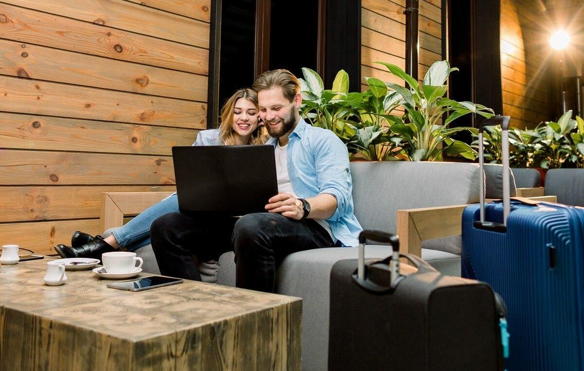 From Likes to Bookings: Strategies for Successful Hotel Social Media Marketing