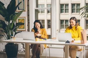 Customer service vs. customer experience: Here's the difference