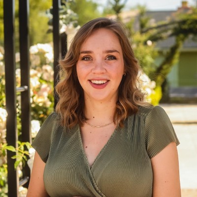 Renee (Olson) Thomas