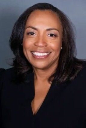 Lead Your Sales Team to Finish the Year Strong as Trusted Advisors