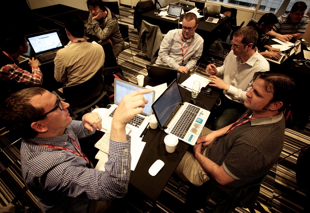 5 Essential Marketing Documents for Success [+ Examples]