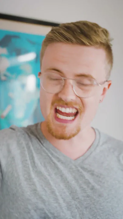 Engagement is mixed on LinkedIn this week. Here are the latest LinkedIn #socialtrends of the week!