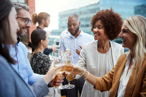 15 Happy Hour Ideas to Boost Your Business | Cvent Blog