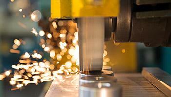 Manufacturing Industry Slow to Adopt Emerging Digital Marketing Software