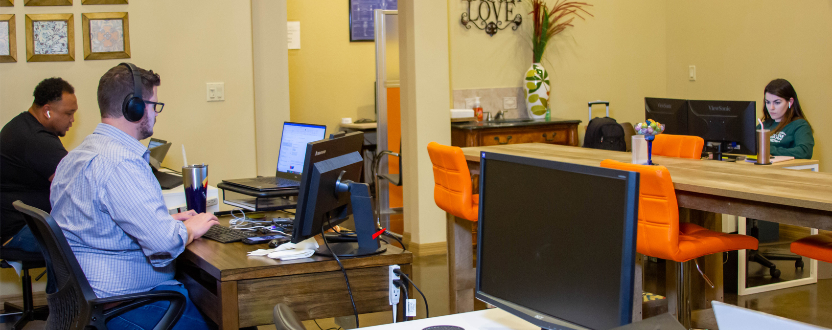 All Things Modern: Cutting-edge Software for a Flexible Workspace