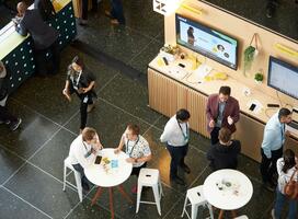 How 5 top brands use customer feedback to drive agent performance