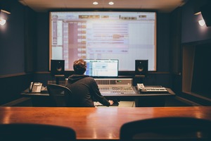 Generating Buzz and Capturing Leads with Compelling Marketing Videos