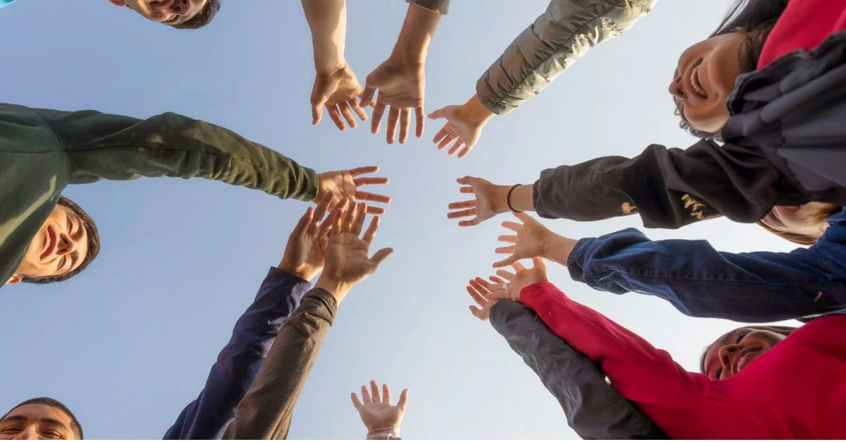 13-Step Guide to Building a Brand Community (+Real-World Examples)