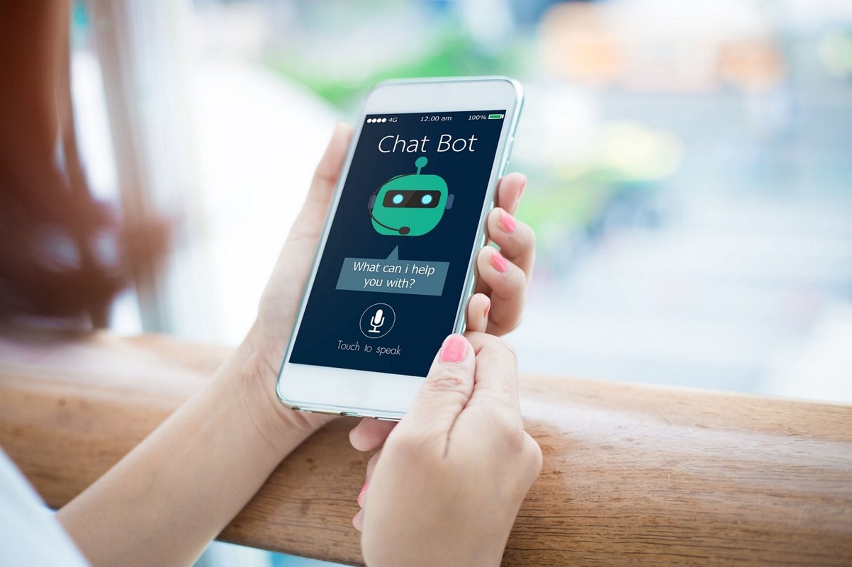 Top 12 Best Chatbots for customer service in 2024