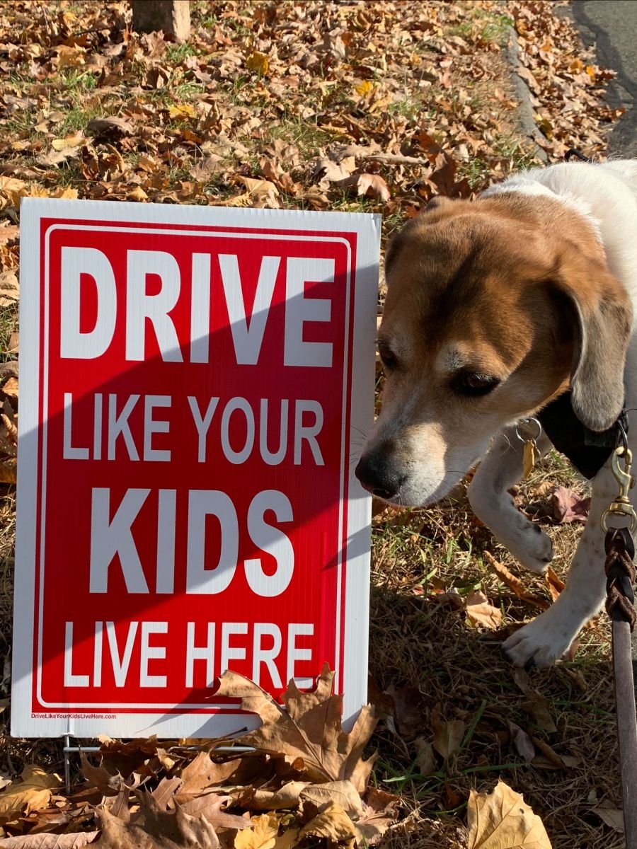 How to Tell Better Stories: This Unconventional Street Sign Holds a Clue