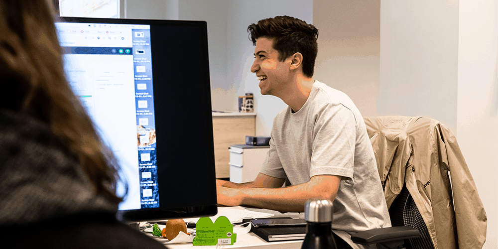 How to Generate Thousands of Leads Using Sales Chat