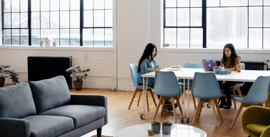 How to Set Up a Hybrid Work Schedule and Why You Should Do it Today