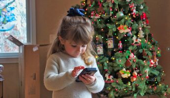 How to Text Santa This Holiday Season