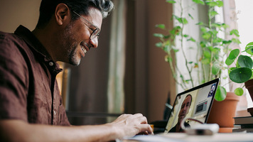 Mastering the art of customer service management