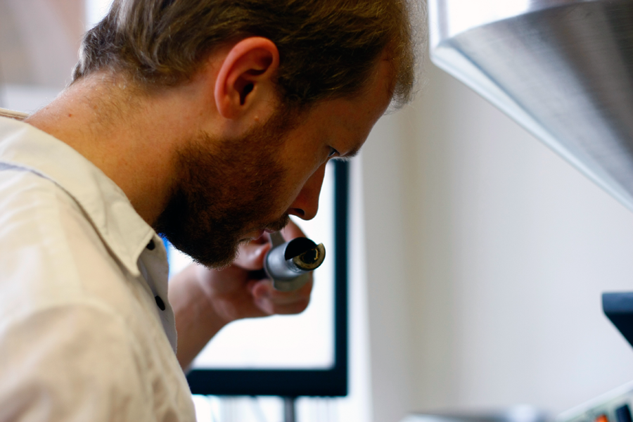 Ecommerce Magic: How Sonntagmorgen Turned a Joke into a Serious Business