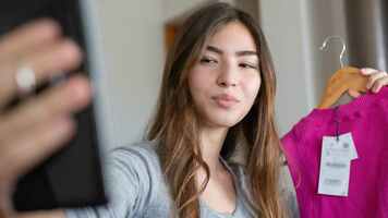 UGC Email Strategy: How to Incorporate and Collect UGC With Email