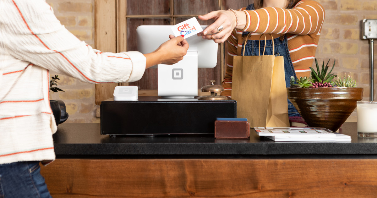 The Holiday Gift Card Purchase Trends You Need This Season
