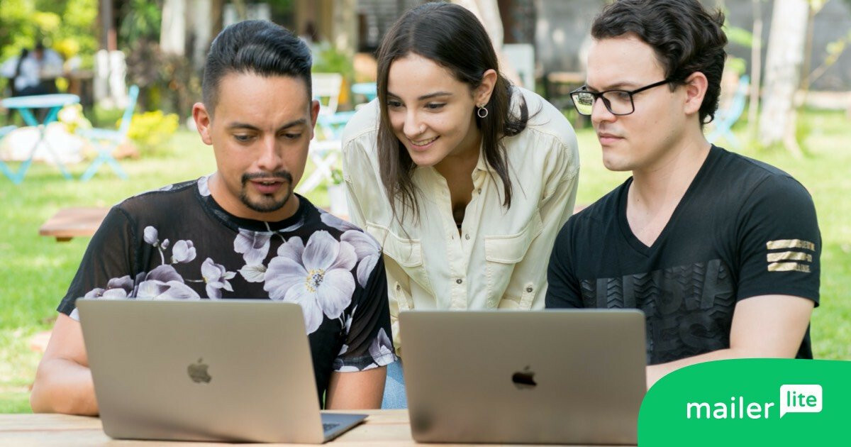 7 Social Proof Examples For High-Converting Landing Pages