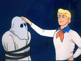 Why do advertisers use fake mobile game ads?