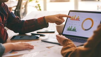 20 Proven B2B Lead Generation Strategies | Yesware