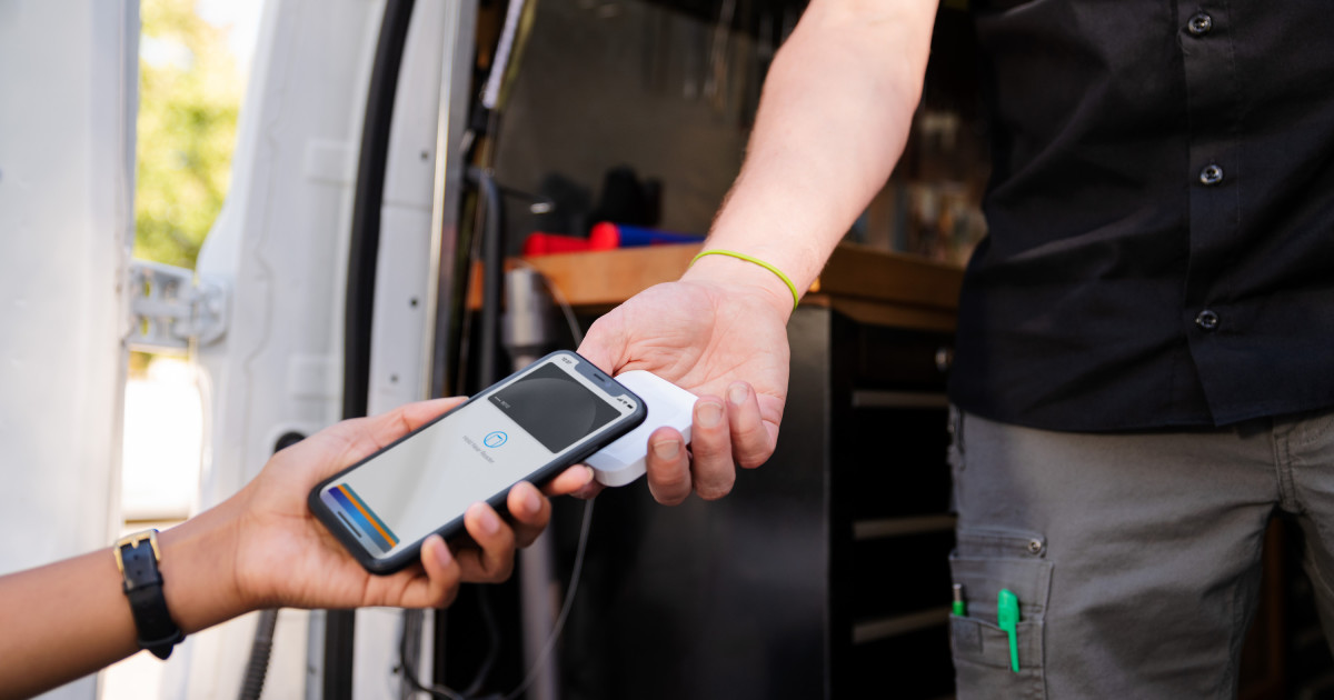 Cash vs. Credit: Which Should You Accept for Your Small Business