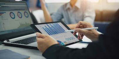 Channel Management Best Practices for Transacting Partners: Collaboration, Data Sharing, and Mobility