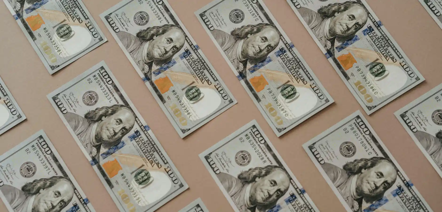 7 flexible ways to pay influencers in 2024