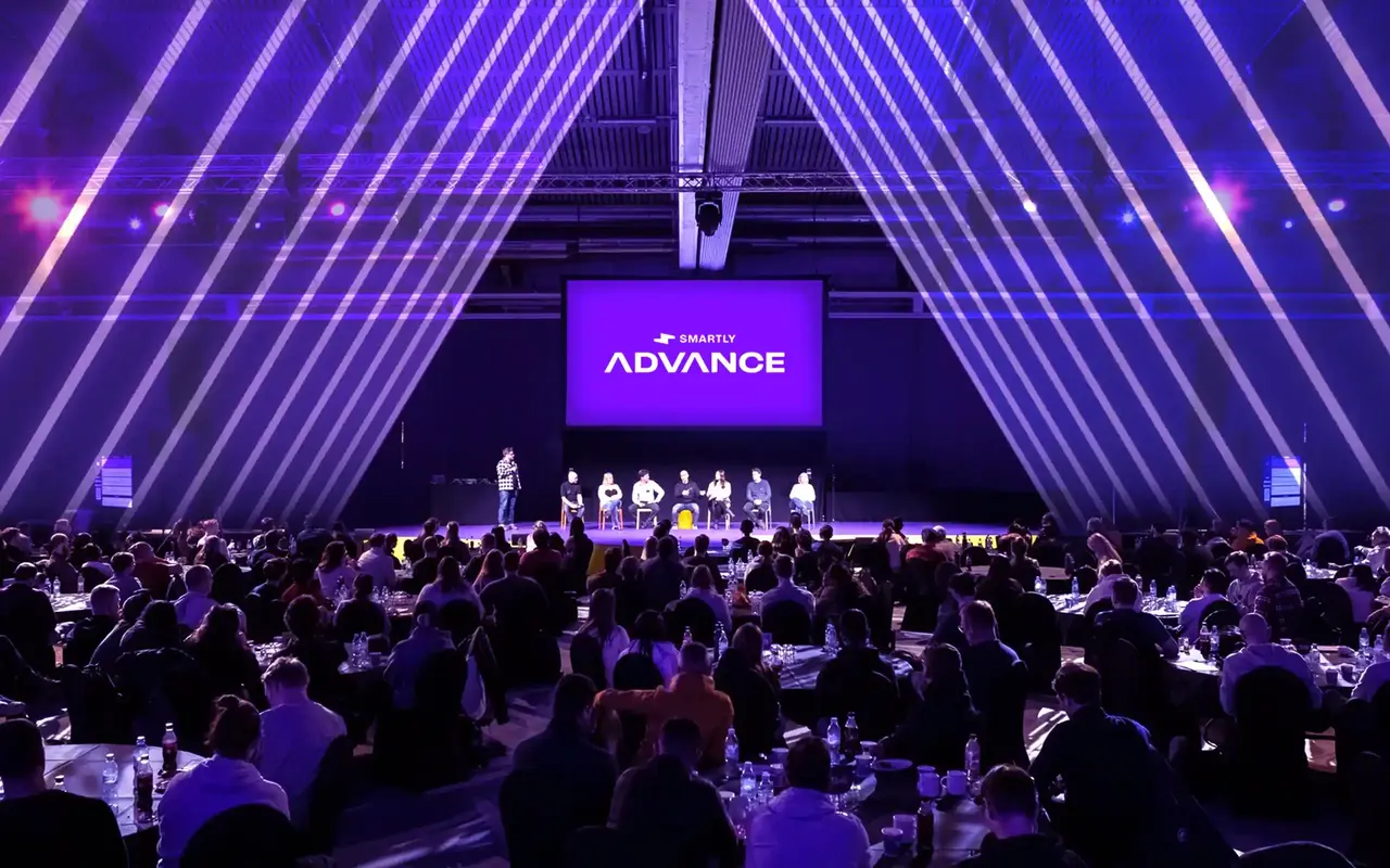 ADVANCE 2024: The 5 Waves of Creative Change Fueled by AI