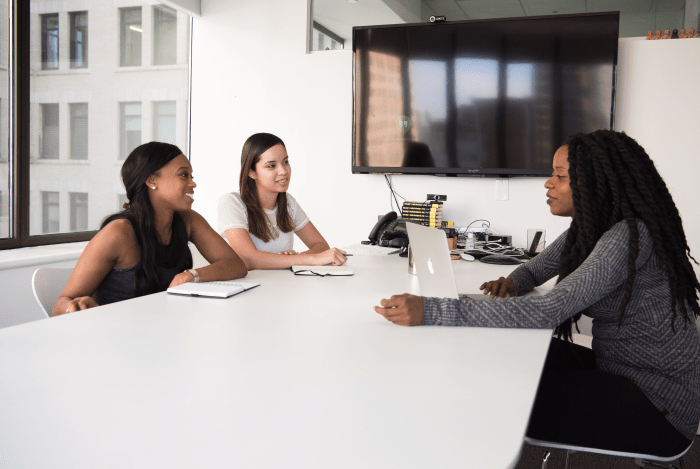 2021 Guide: Hire the Right Digital Marketing Manager