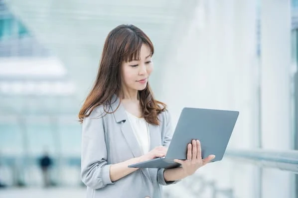 Here Are 5 Follow Up Email Examples (to Fix Your Follow Up Process)