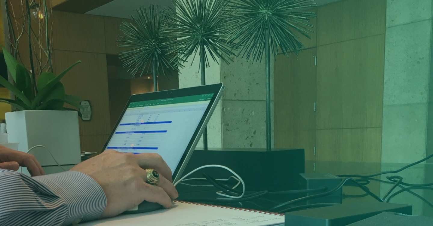 6 Critical Things You Can't Do With a Spreadsheet CRM