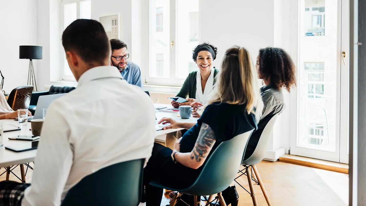 5 Small Business Leadership Habits of Effective, Compassionate Sales Teams