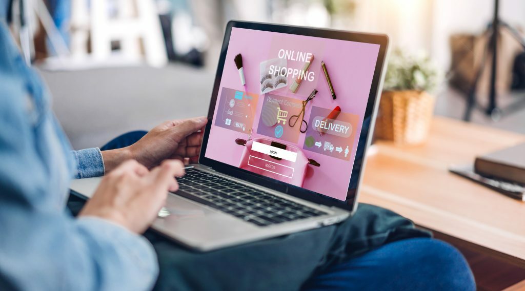 Streamlining eCommerce Operations with Digital Asset Management Cloud