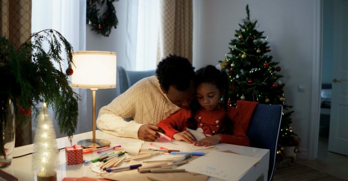 6 Tips For Actually Unplugging This Holiday Season