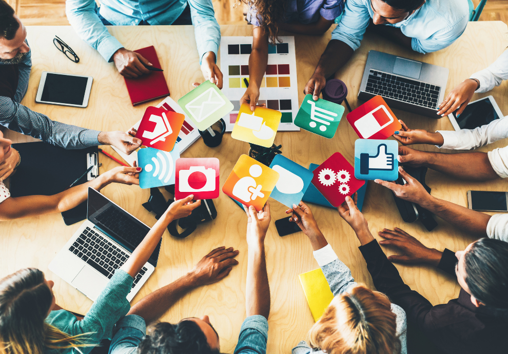 5 LinkedIn Networking Strategies for Business Experts