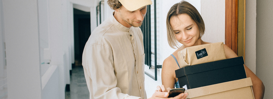 What features do B2B2C ecommerce Offer