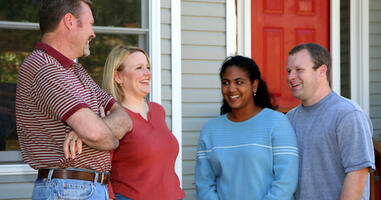 How to Use MMS Marketing to Promote Your Community Theater